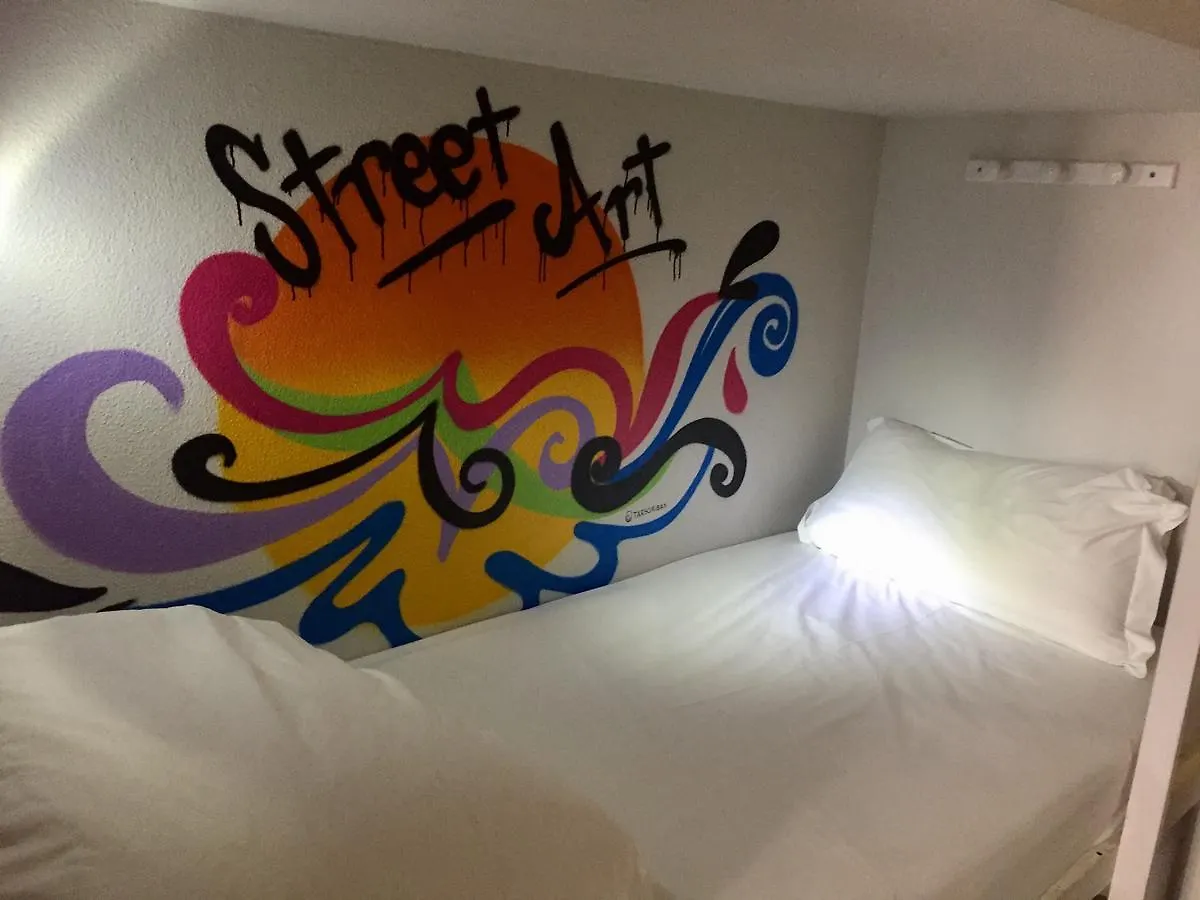 Golden Tram 242 Suites & Hostel Lisbona