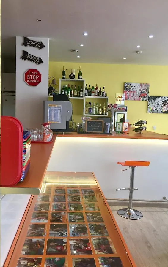 Golden Tram 242 Suites & Hostel Lisbon